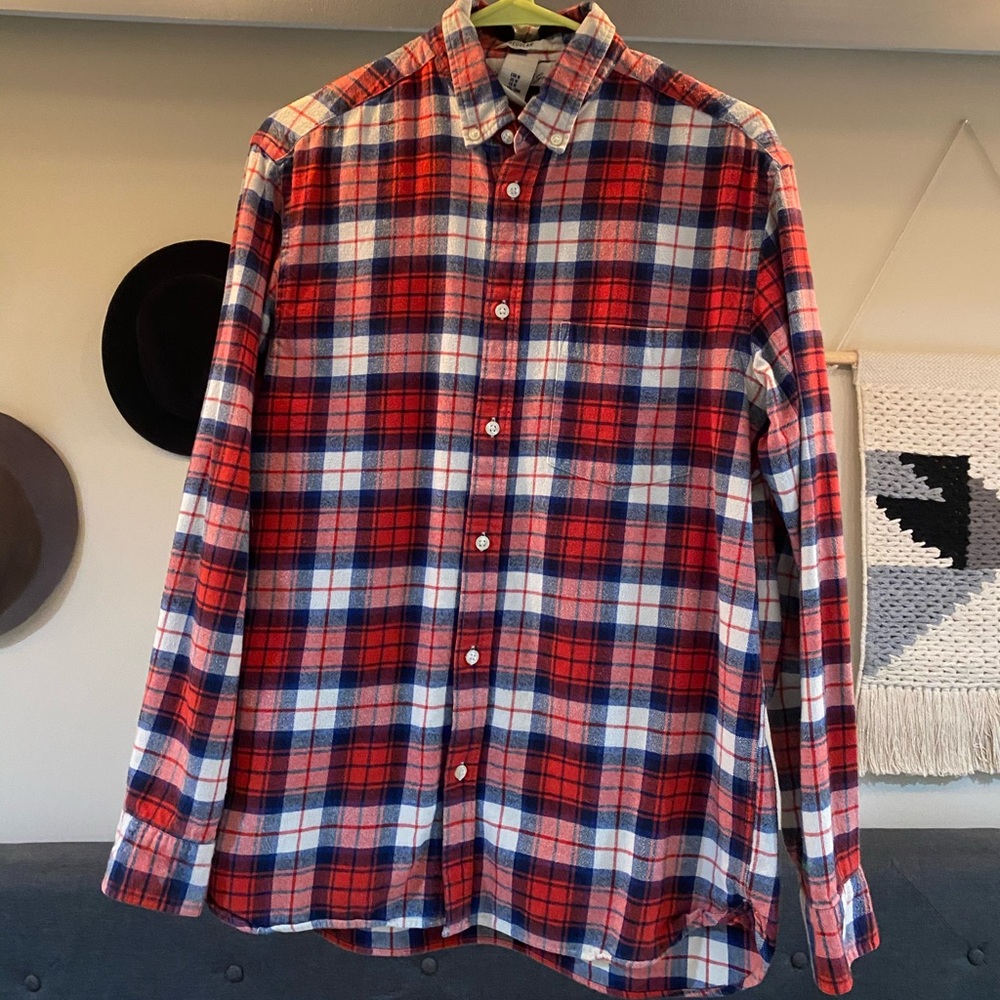Men’s red plaid button down shirt